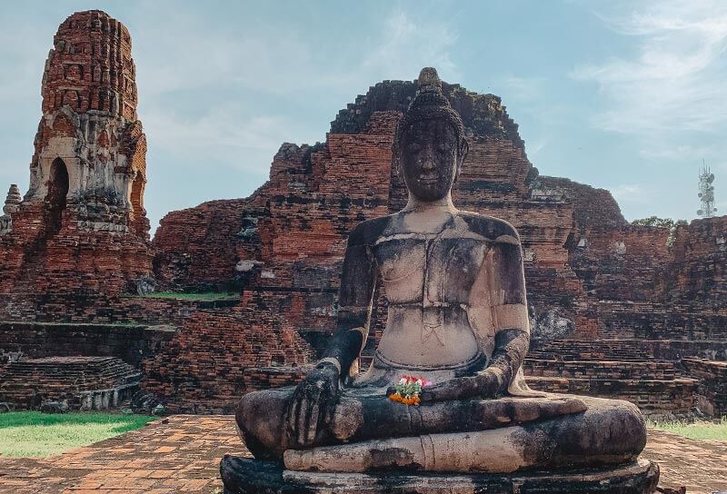 templo wat maha that ayutthaya